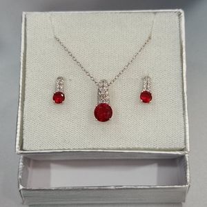 Crystal necklace with matching earrings